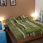 Apartman Patricia With Garden Budapest